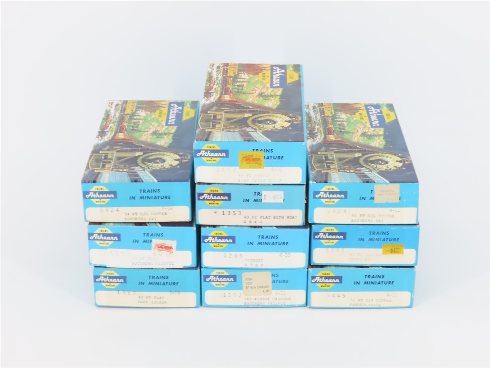 LOT of 10 HO Scale Athearn Kits ATSF, GM&O, PRR, SP & More Assorted Freight Cars