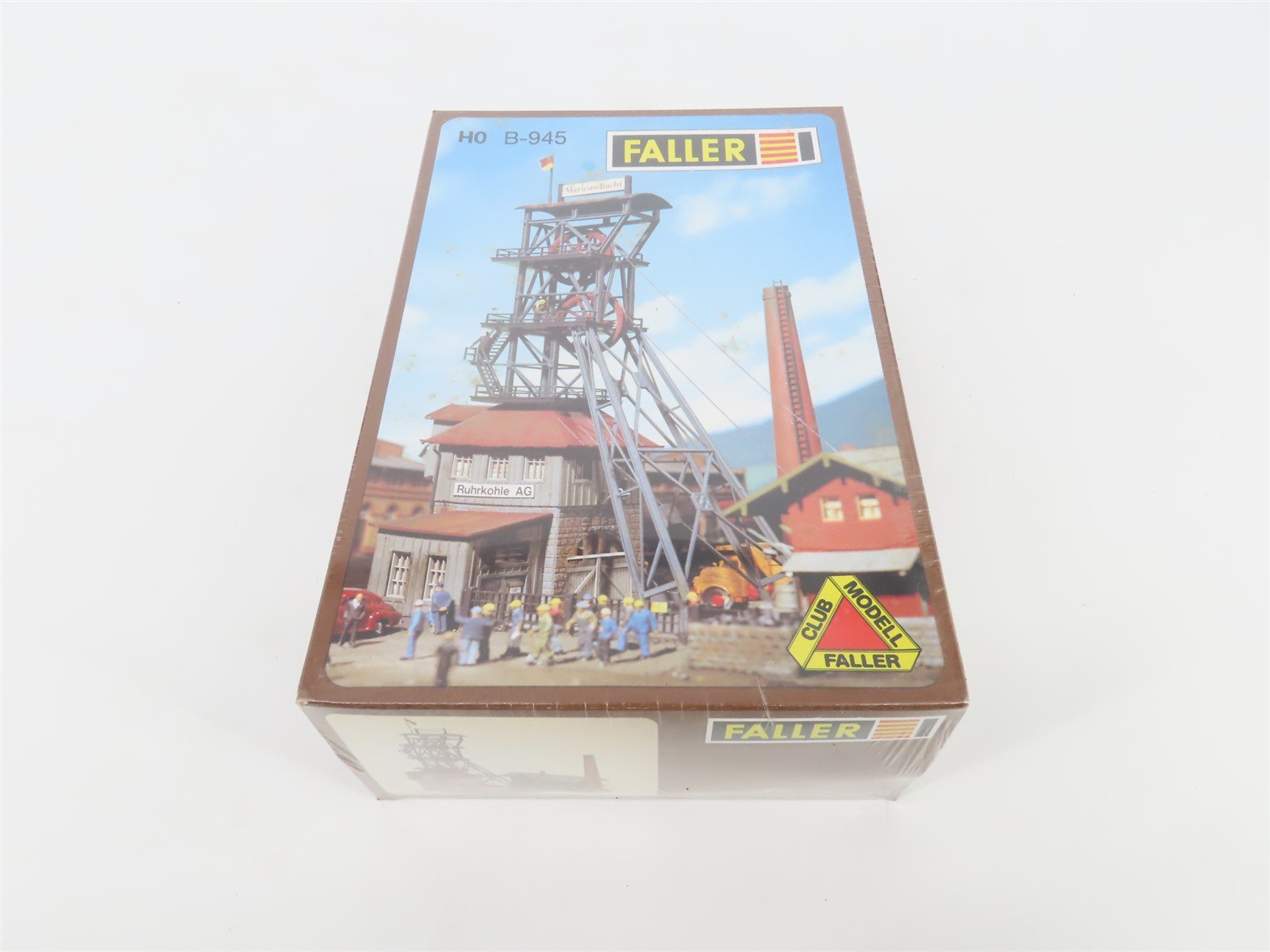 HO 1/87 Scale Faller Kit B-945 Mine Headgear Tower - SEALED