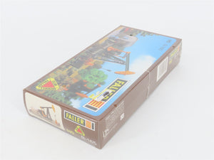 HO 1/87 Scale Faller Kit B-165 