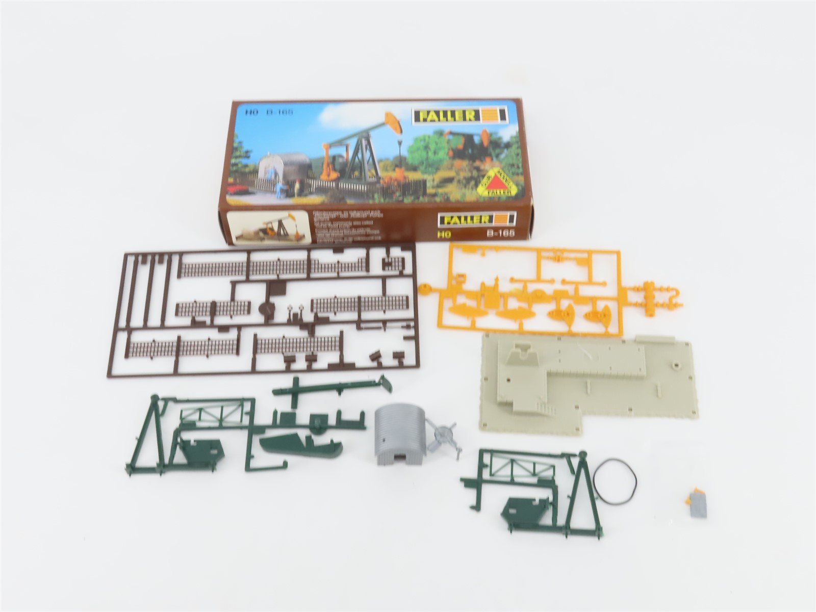 HO 1/87 Scale Faller Kit B-165 