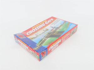 HO 1/87 Scale Life-Like Kit 8209 Operating Crossing Gate - SEALED