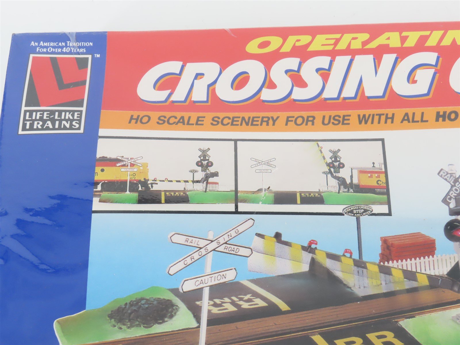 HO 1/87 Scale Life-Like Kit 8209 Operating Crossing Gate - SEALED