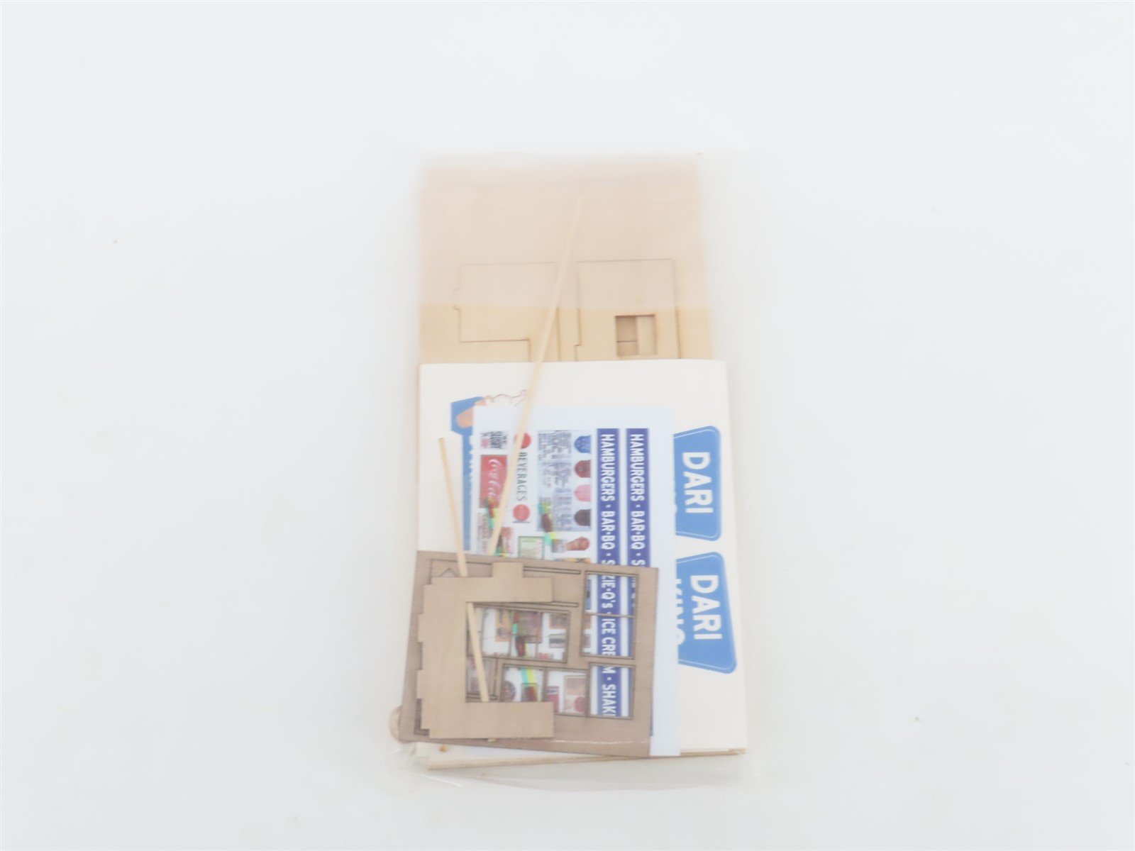 HO 1/87 Scale Blair Line Laser-Cut Kit 182 Dari-King Drive-In Restaurant
