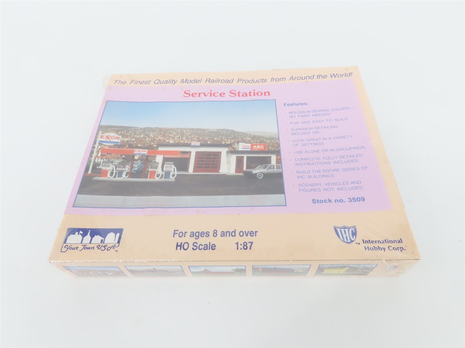 HO 1/87 Scale IHC Your Town USA Kit 3509 Service Station - SEALED