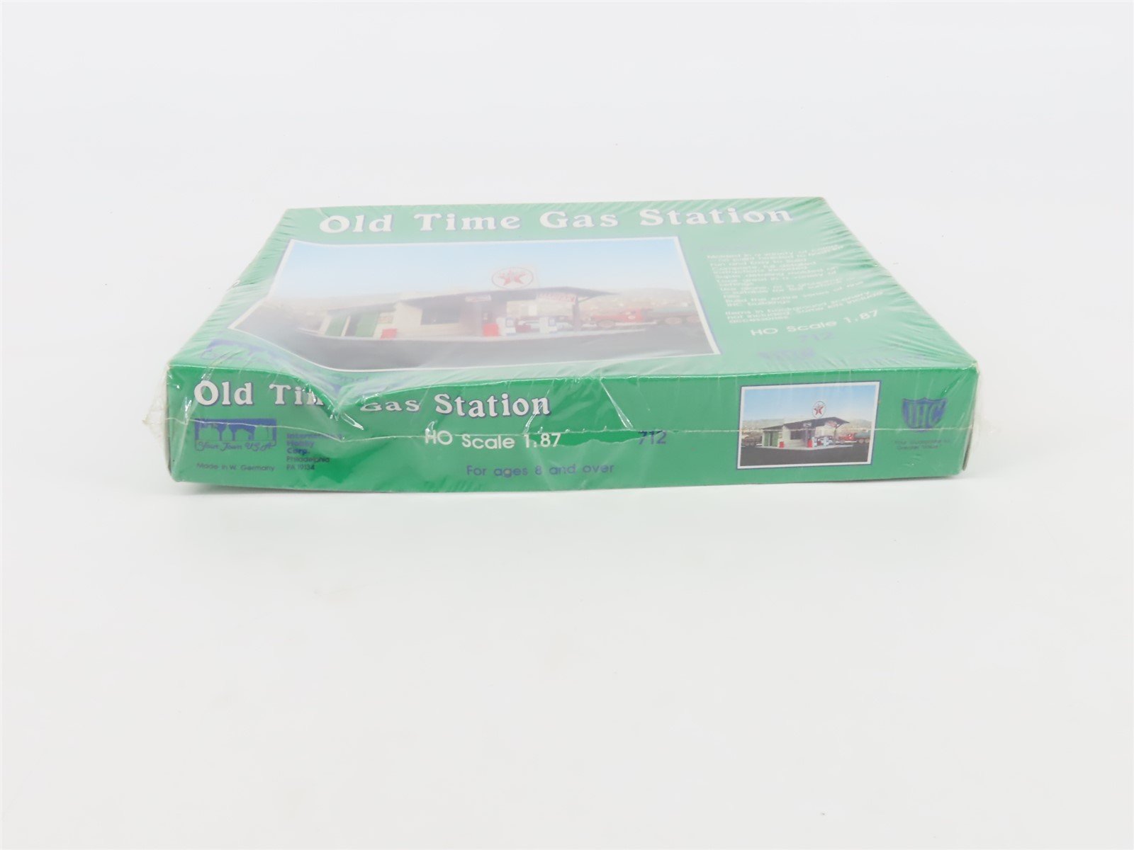 HO 1/87 Scale IHC Your Town USA Kit 712 Old Time Gas Station - SEALED