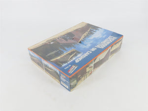 HO Walthers Cornerstone Kit 933-3083 Backwoods Locomotive of Carshop - SEALED