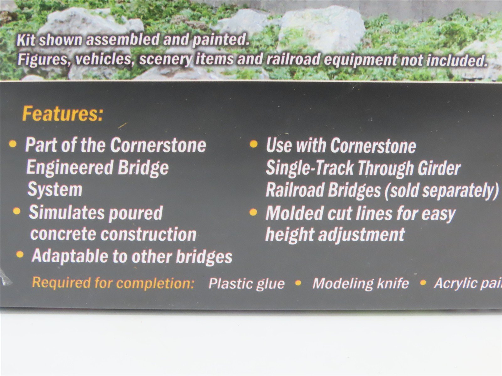 HO Walthers Kit 933-4551 Single-Track Railroad Bridge Concrete Abutments (2)