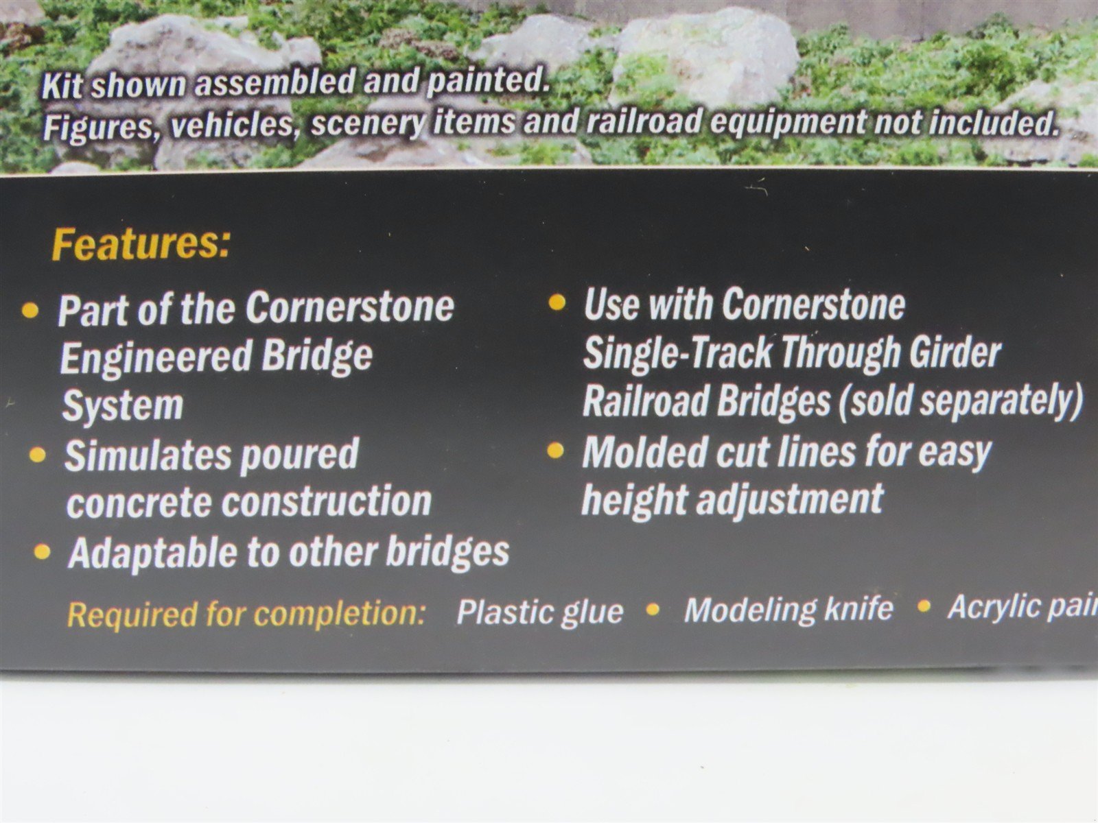 HO Walthers Kit 933-4551 Single-Track Railroad Bridge Concrete Abutments (2)