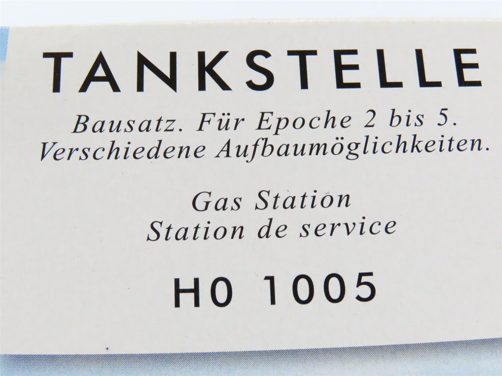 HO 1/87 Scale Busch Kit 1005 ESSO Gas Station