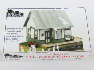 HO 1/87 Scale Banta Modelworks Kit 2108 Donkey Corners Depot