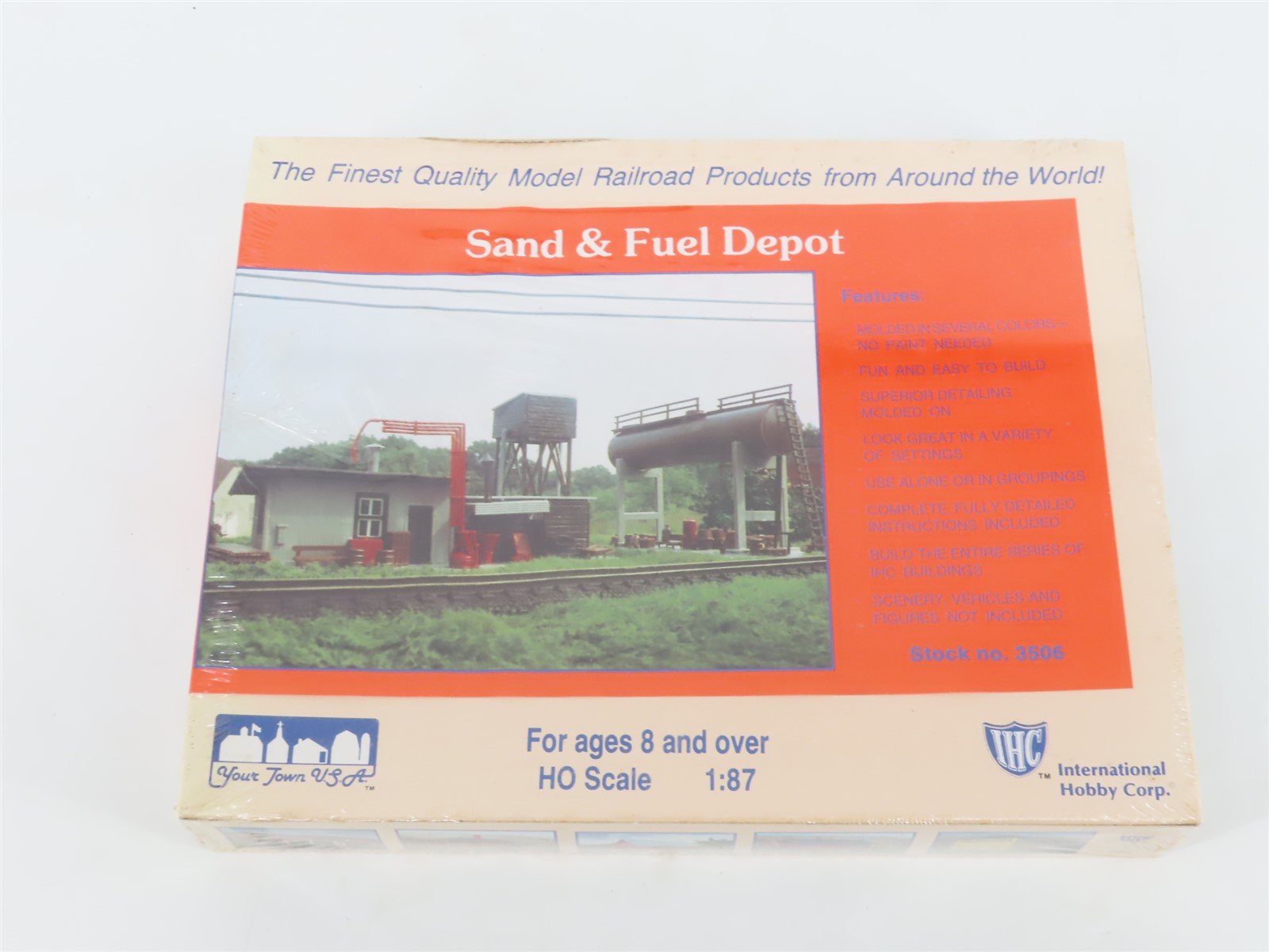 HO 1/87 Scale IHC Your Town USA Kit 3506 Sand & Fuel Depot - SEALED