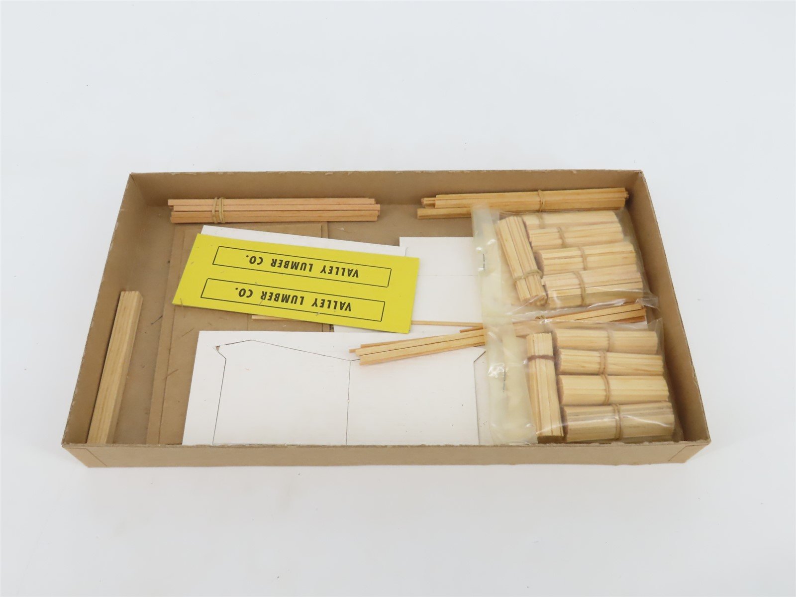 HO 1/87 Scale E. Suydam Kit 562 Lumber Yard