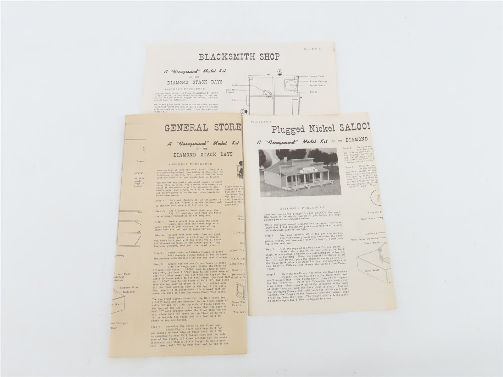 HO E. Suydam & Co. Kit 571 Old Town Saloon, General Store & Blacksmith Shop