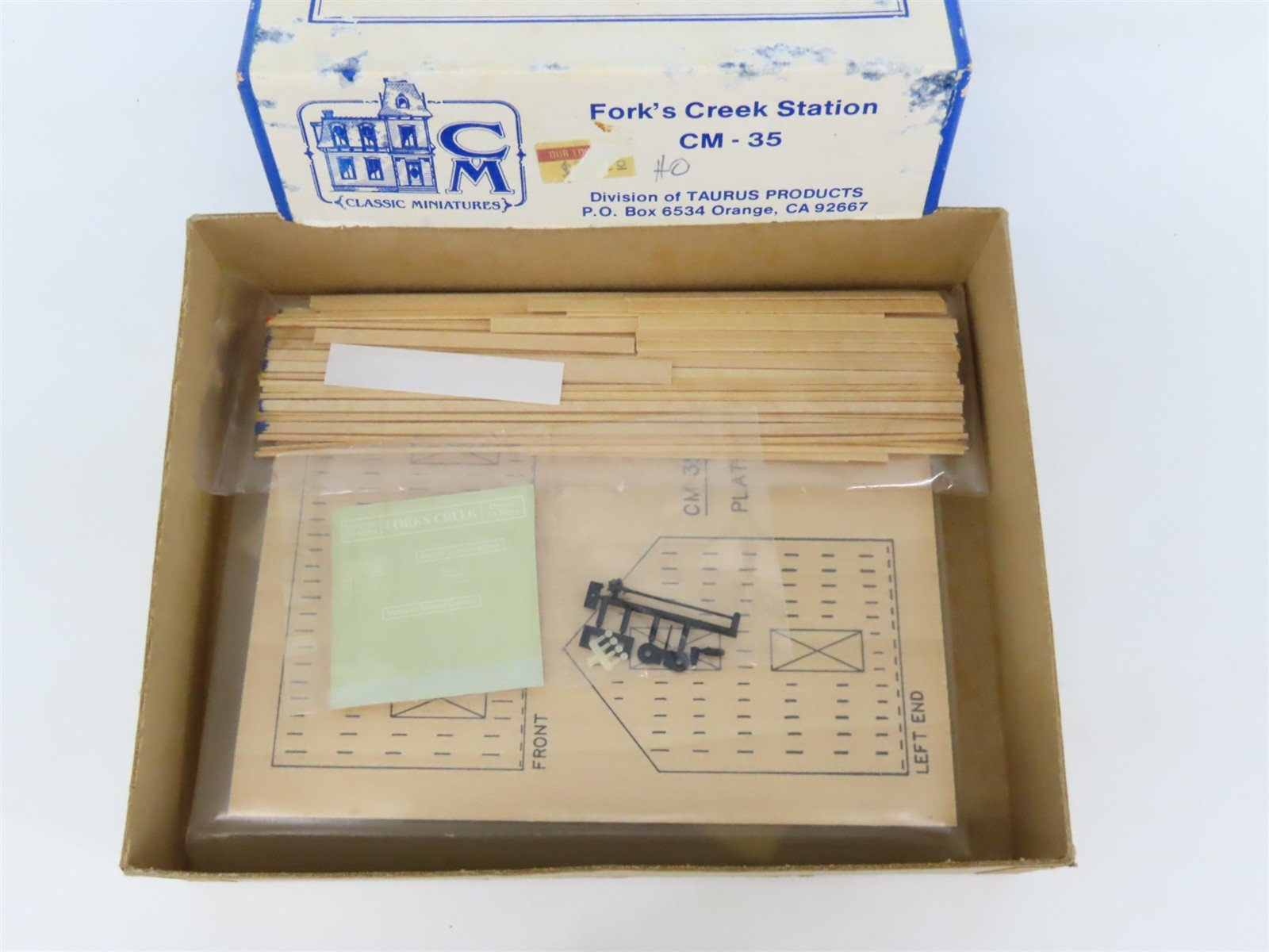 HO Scale Classic Miniatures Kit CM-35 Colorado & Southern Fork's Creek Station