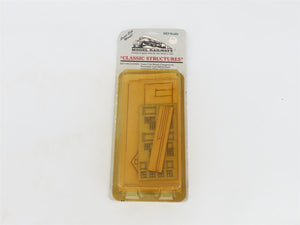 HO Model Railways Classic Structures Kit 1002 Motor Car Shed/Blacksmith Shop