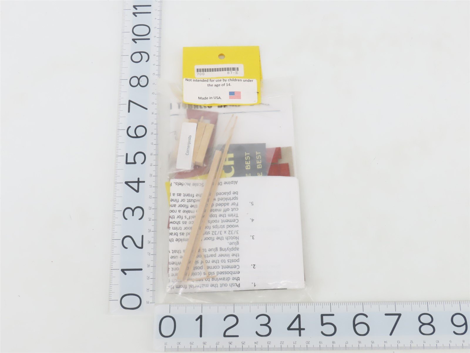 HO 1/87 Scale Alpine Division Scale Models Kit 87 Mail Pouch Tobacco Barn