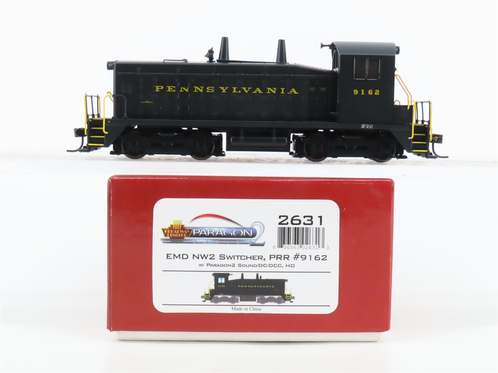 HO Scale Broadway Limited BLI 2631 PRR Railway NW2 Diesel Loco #9162 wParagon 2