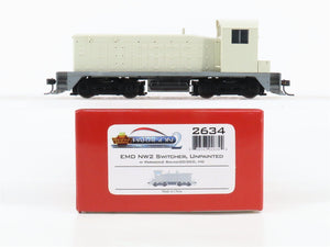 HO Scale Broadway Limited BLI 2634 Undecorated NW2 Diesel Loco wParagon 2