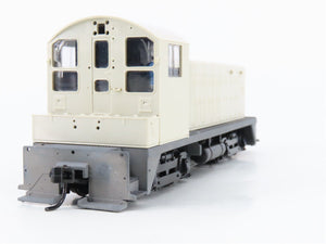 HO Scale Broadway Limited BLI 2634 Undecorated NW2 Diesel Loco wParagon 2