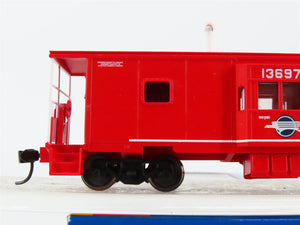 HO Walthers Mainline 910-8656 MP Missouri Pacific Bay Window Caboose #13697