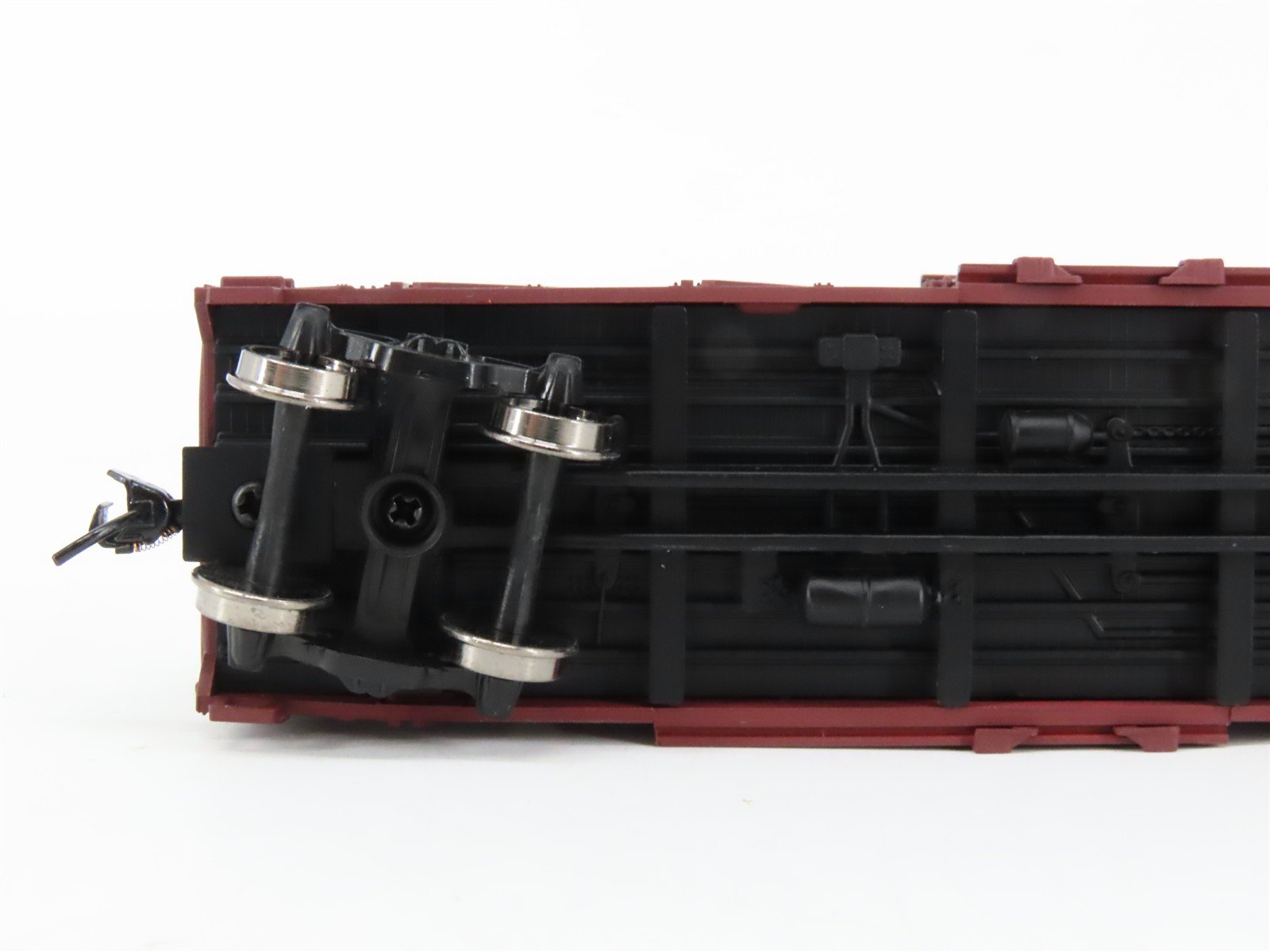 HO Scale Walthers Mainline 910-2504 RI Rock Island 40' Sheathed Boxcar #42199