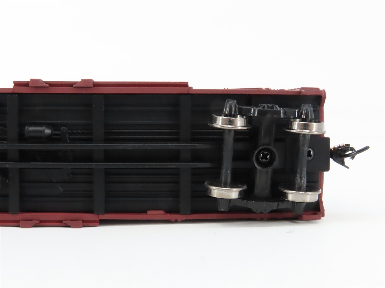 HO Scale Walthers Mainline 910-2504 RI Rock Island 40' Sheathed Boxcar #42199