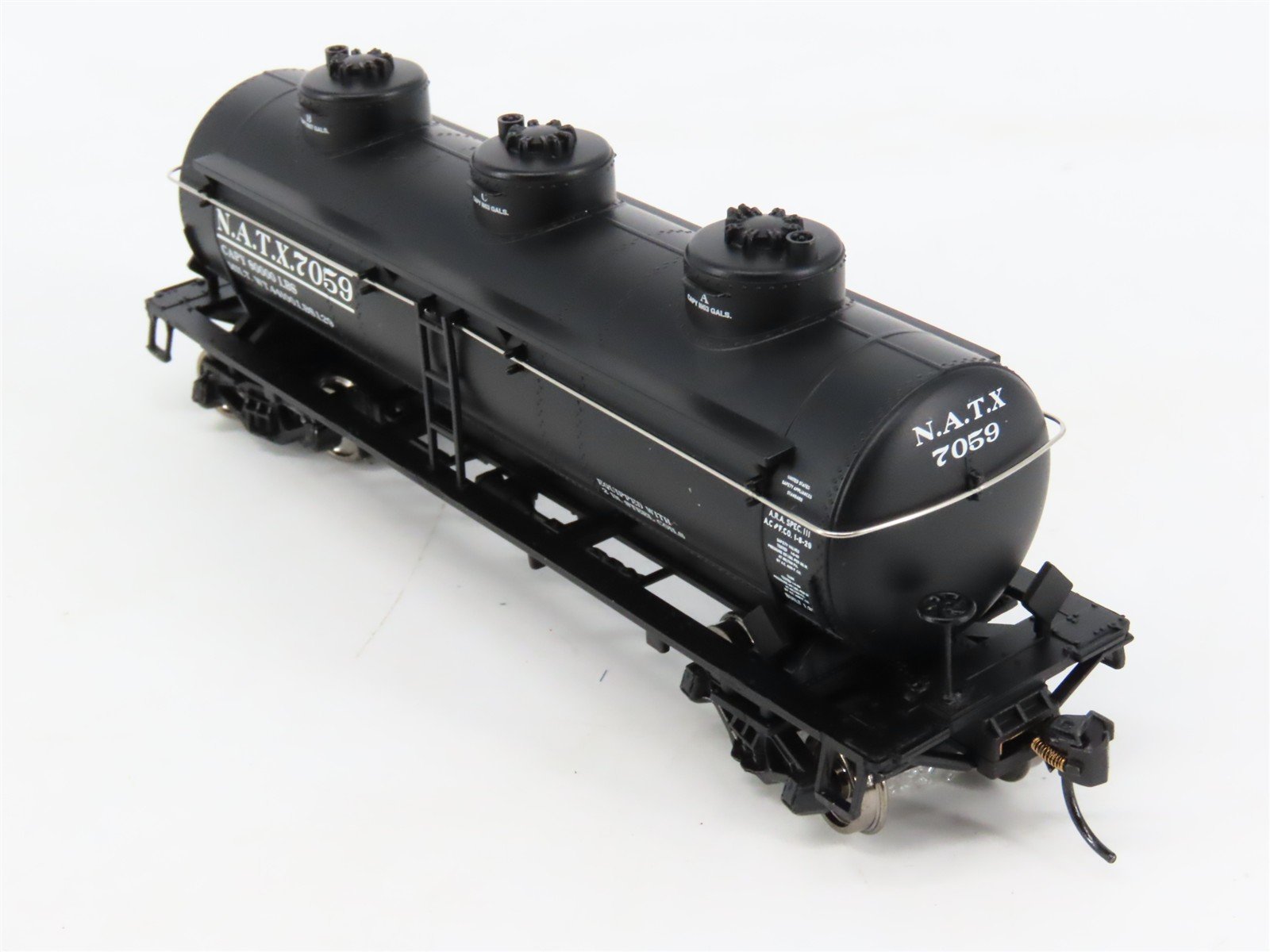 HO Scale Walthers Mainline 910-1103 NATX North American 36' 3-Dome Tankcar #7059