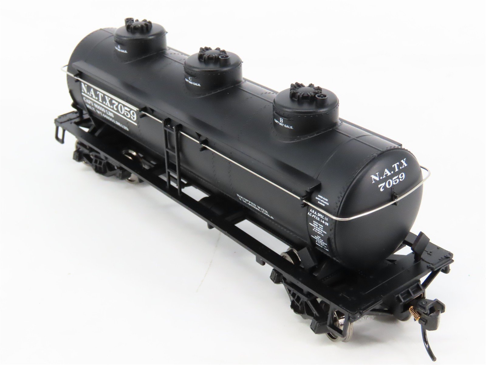 HO Scale Walthers Mainline 910-1103 NATX North American 36' 3-Dome Tankcar #7059