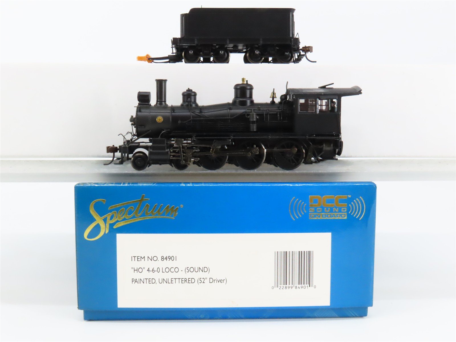 HO Scale Bachmann Spectrum 84901 Unlettered 4-6-0 Steam w/ DCC & Sound