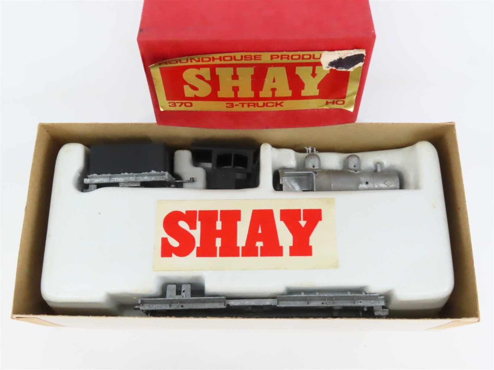 HO Scale Roundhouse Kit #370 Undecorated 3-Truck Shay Steam Locomotive