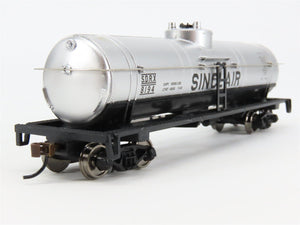 HO Scale Walthers Trainline 931-1611 SDRX Sinclair Single Dome Tank Car #8194