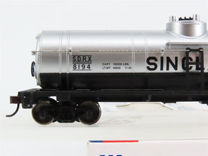 HO Scale Walthers Trainline 931-1611 SDRX Sinclair Single Dome Tank Car #8194