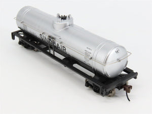 HO Scale Walthers Trainline 931-1611 SDRX Sinclair Single Dome Tank Car #8194