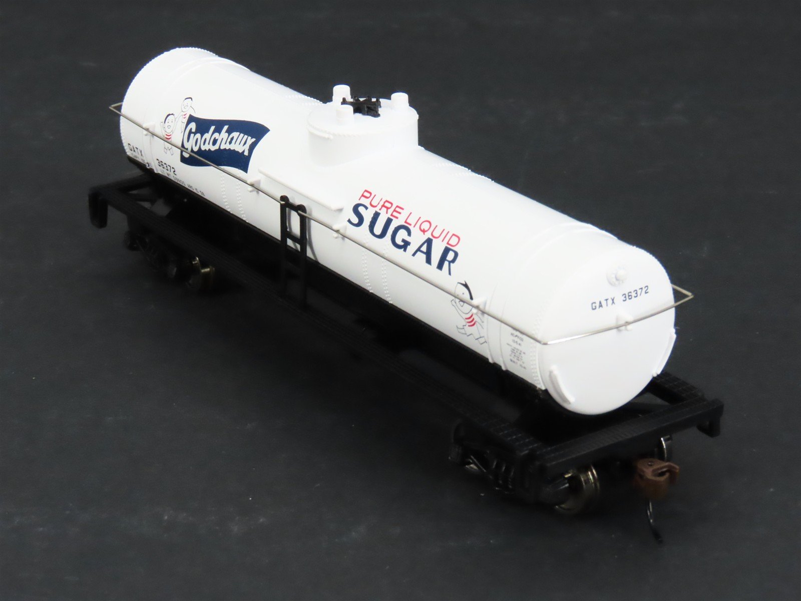 HO Walthers Trainline 931-1618 GATX Godchaux Sugar Single Dome Tank Car #36372