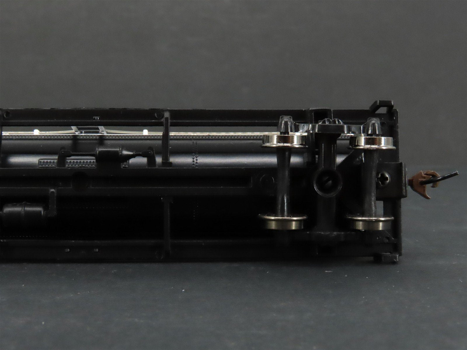 HO Walthers Trainline 931-1618 GATX Godchaux Sugar Single Dome Tank Car #36372