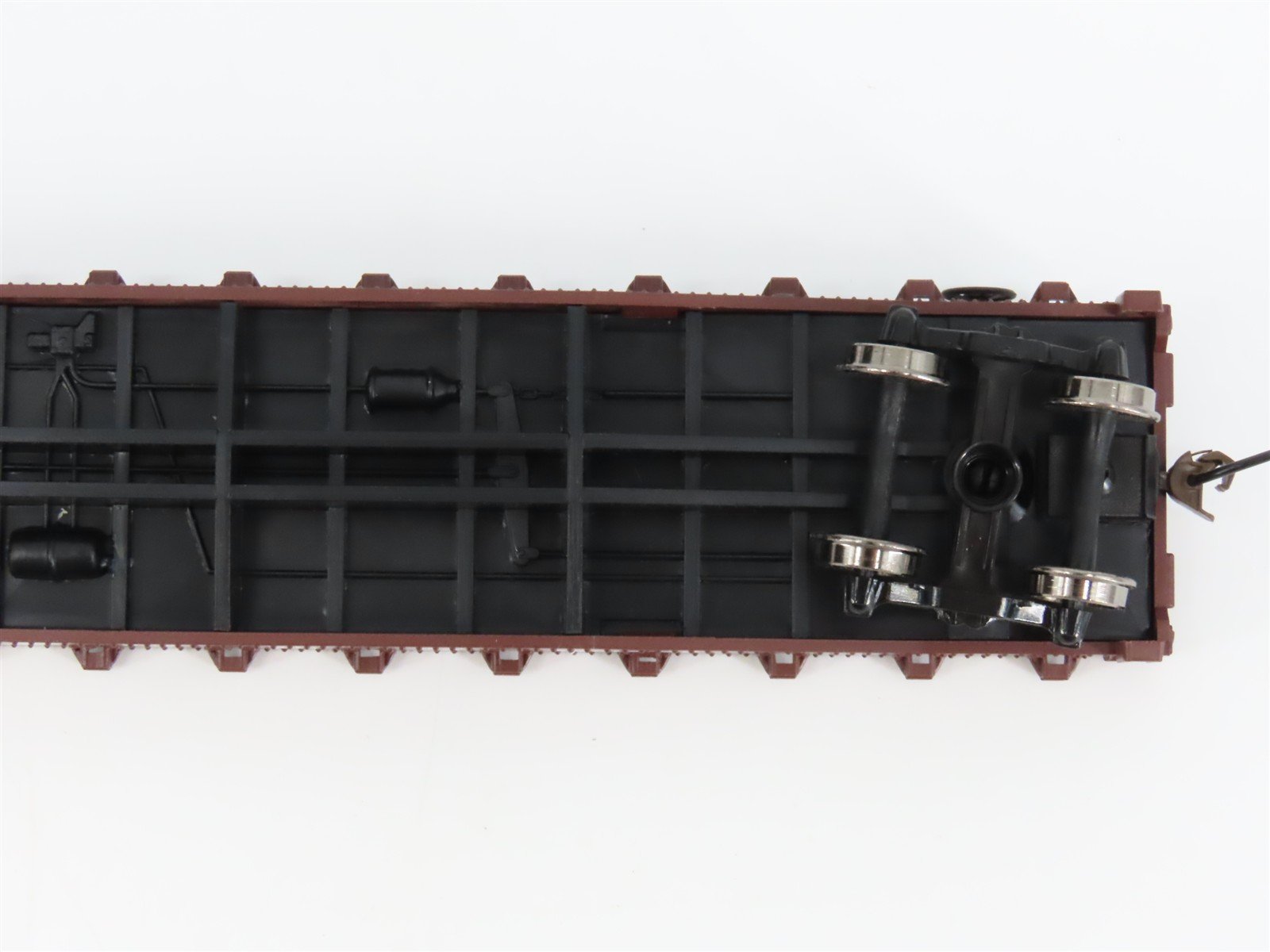 HO Scale Walthers Trainline 931-1602 CR Conrail Flat Car #31092