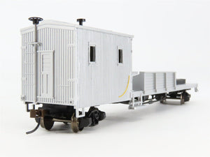 HO Scale Bachmann Silver Series 16149 Unlettered 250-Ton Crane Car & Boom Tender