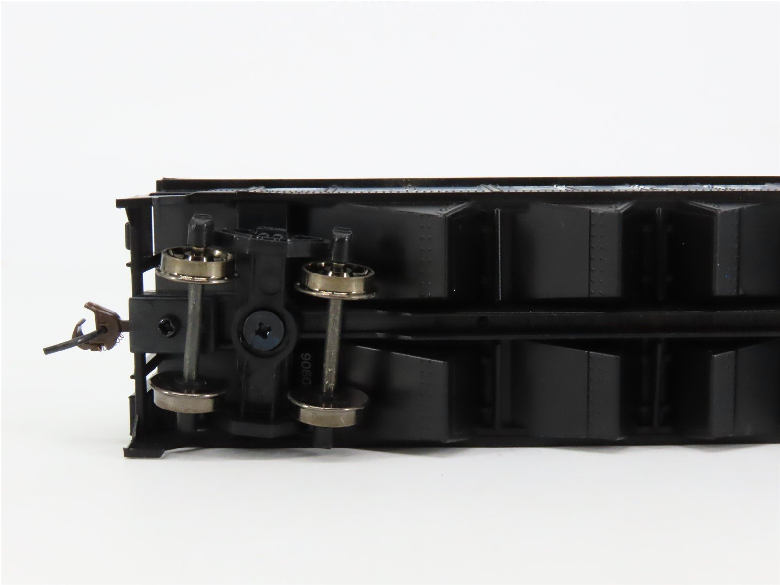 HO Scale Bachmann 17607 N&W Norfolk & Western Railroad 40' 4-Bay Hopper #12986