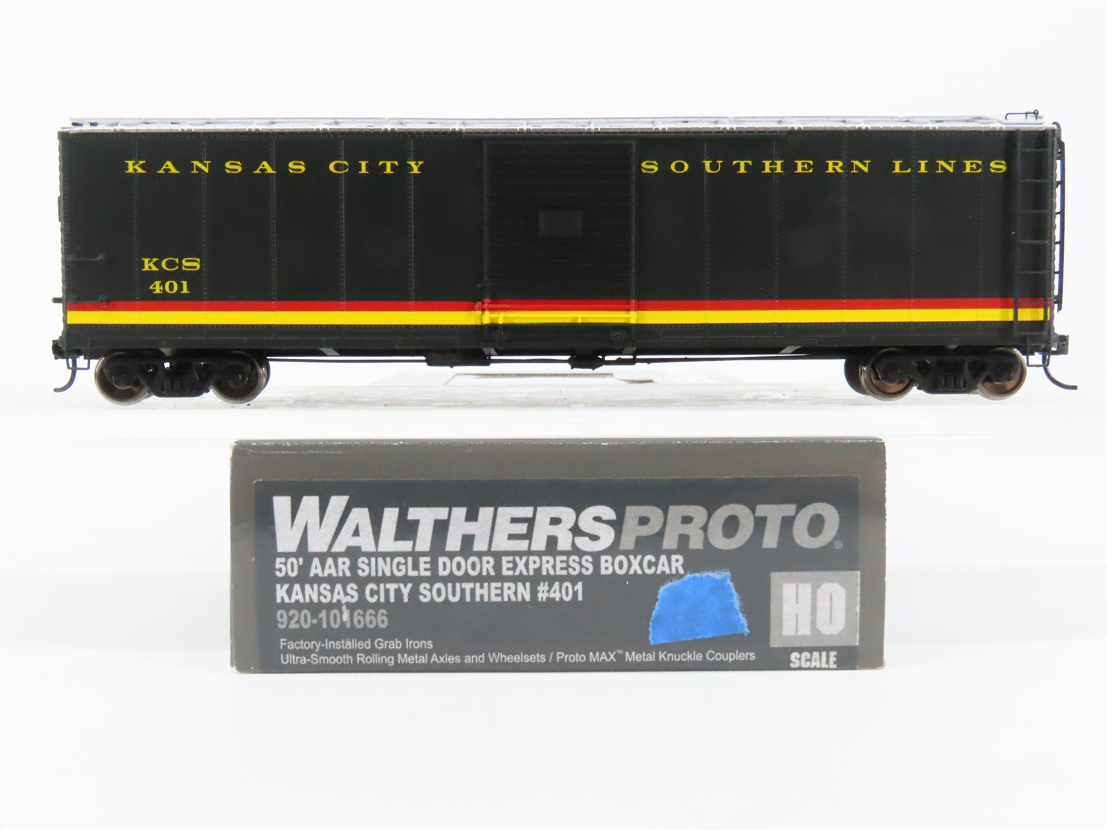 HO Scale Walthers Proto 920-101666 KCS Kansas City Southern 50' Box Car # 401