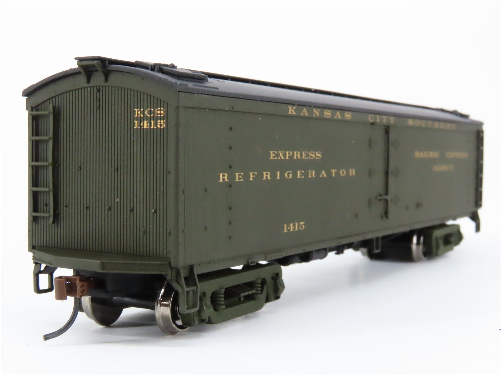 HO Scale Walthers 932-5489 KCS Kansas City Southern Wood Reefer #1415