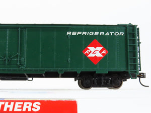 HO Scale Walthers 932-6242 REX REA Express 50' Express Reefer