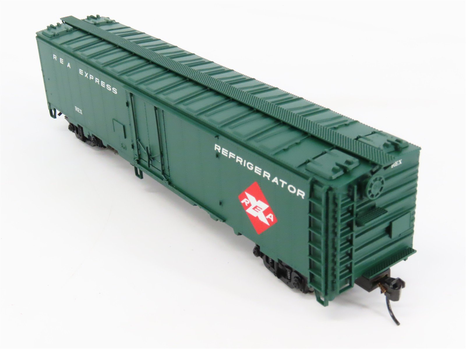 HO Scale Walthers 932-6242 REX REA Express 50' Express Reefer