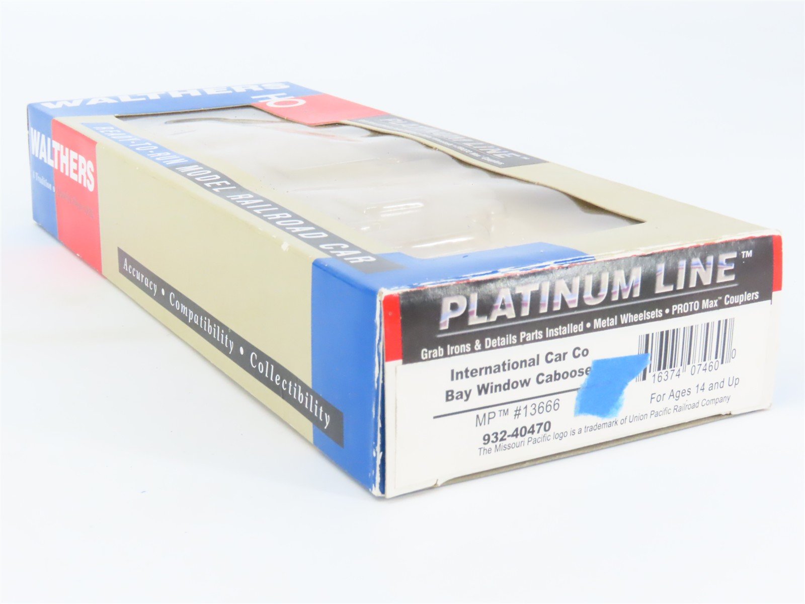 HO Scale Walthers Platinum Line 932-40470 MP Missouri Pacific Caboose #13666