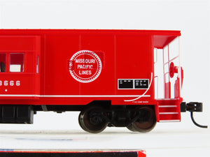 HO Scale Walthers Platinum Line 932-40470 MP Missouri Pacific Caboose #13666