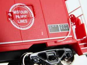 HO Scale Walthers Platinum Line 932-40470 MP Missouri Pacific Caboose #13666