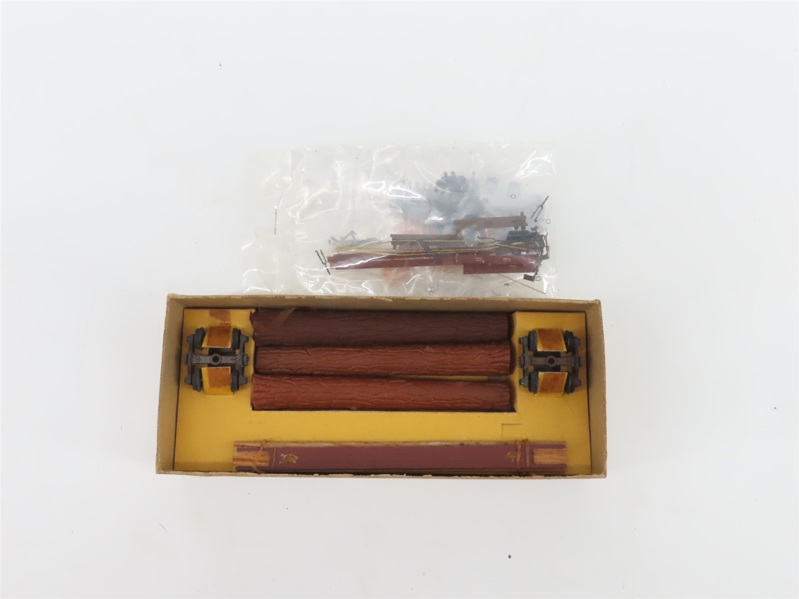 LOT of 3 HO Scale Kadee Kits Truss Log Cars