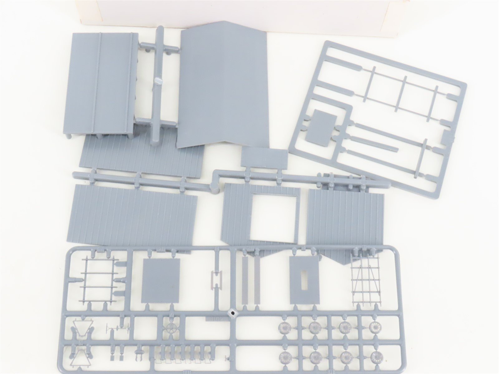 LOT of 3 HO Scale Tichy Train Group Kits Wheel Car, Boom Car, & Handcar Shed