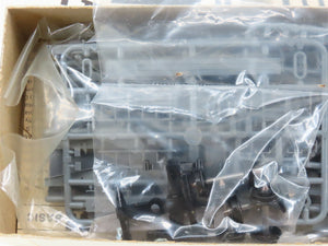 LOT- 2 HO Tichy Train Group & The Gould Company Kits Wrecking Crane & Boom Car