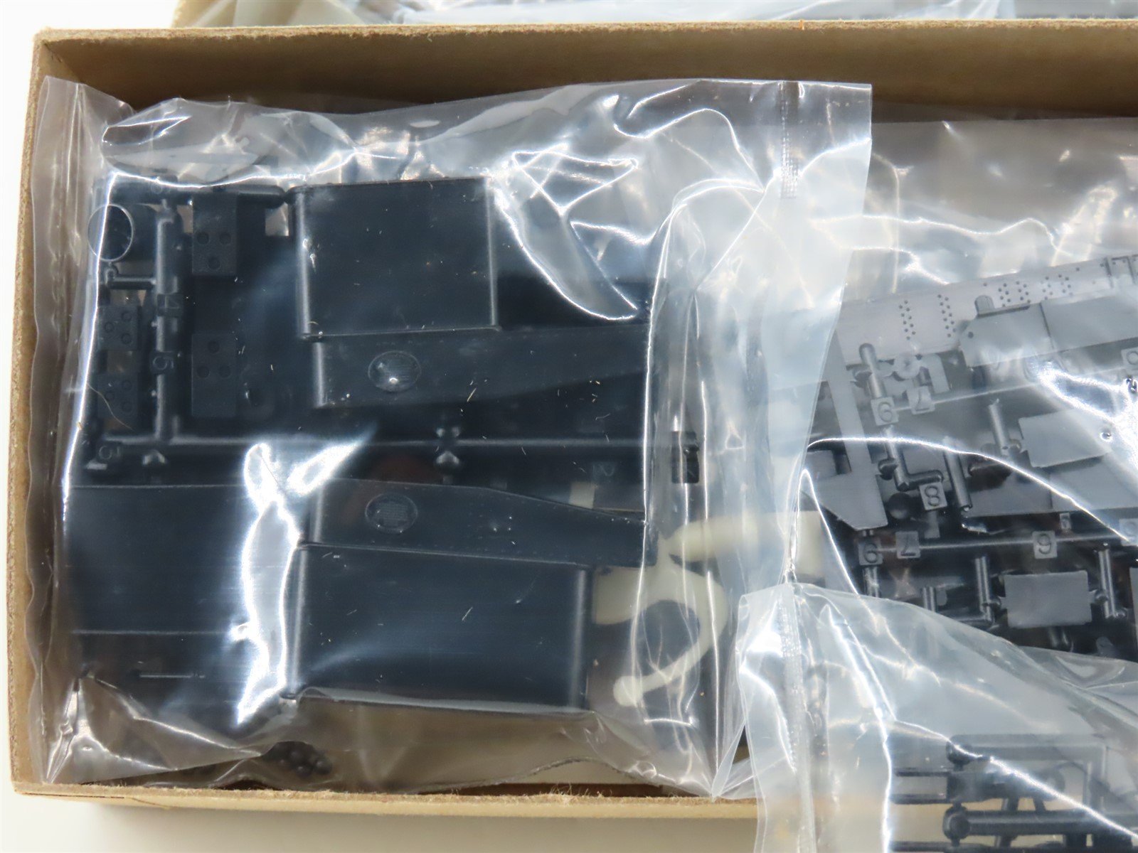 LOT- 2 HO Tichy Train Group & The Gould Company Kits Wrecking Crane & Boom Car