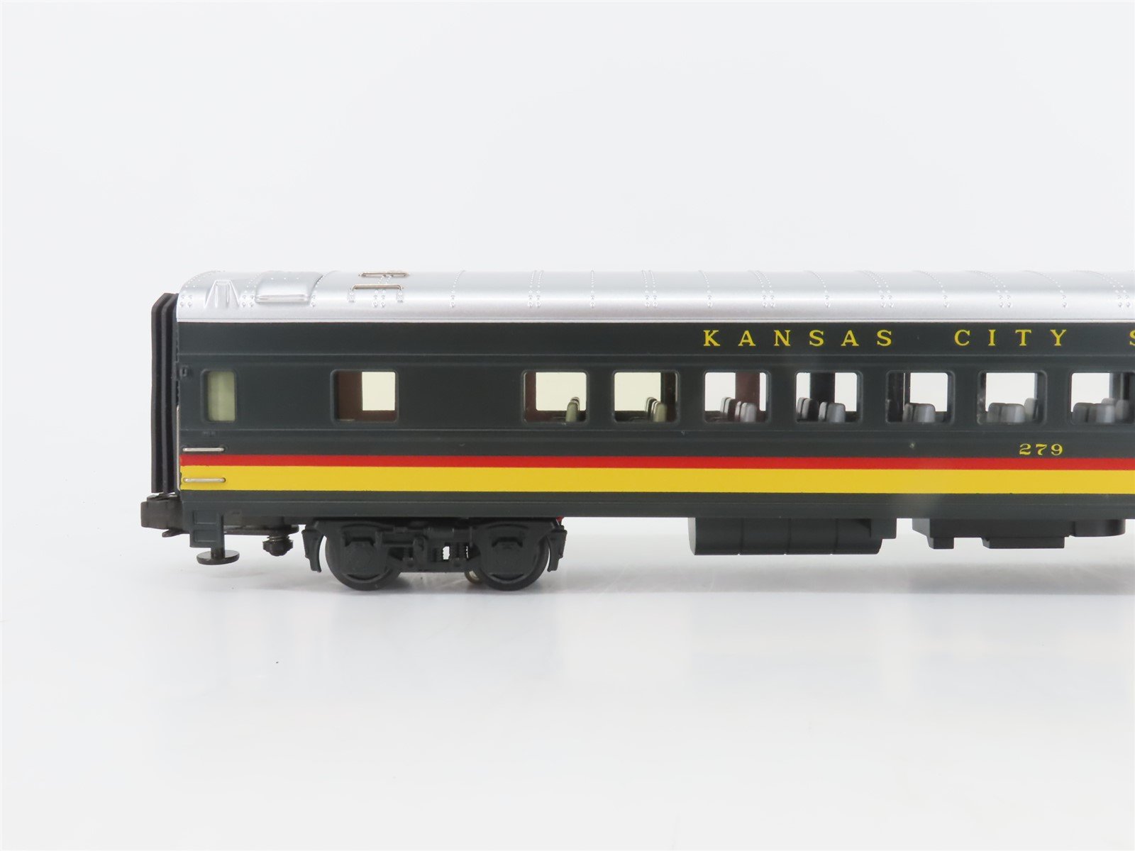 O Gauge 3-Rail MTH 20-6535 KCS Kansas City Southern 70' Passenger 5-Car Set